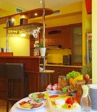 Guest house Perla Polanicy 3*