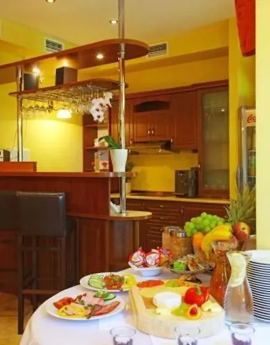 Guest house Perla Polanicy 3*